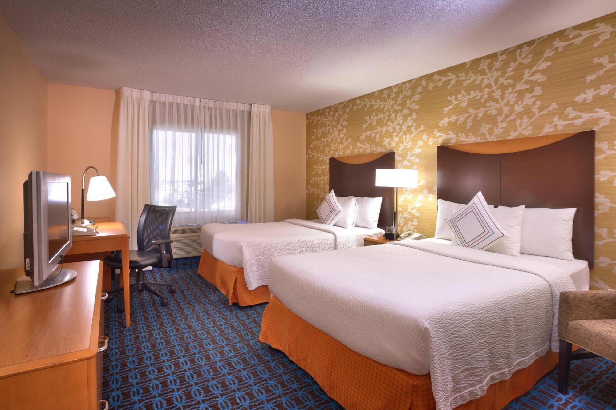 Fairfield Inn & Suites By Marriott Джиллетт Экстерьер фото